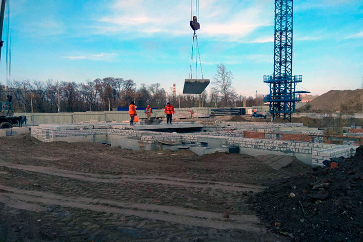 Заканчиваются работы по строительству цокольного этажа «ХарьковБудСити» Фото 02