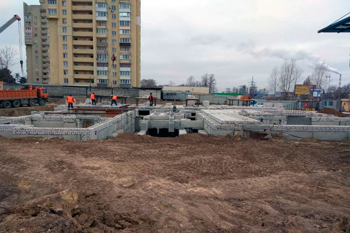 Заканчиваются работы по строительству цокольного этажа «ХарьковБудСити» Фото 06