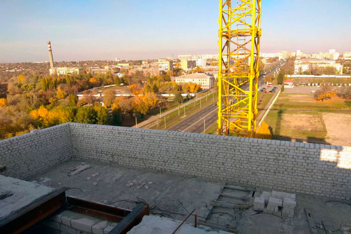 Кирпичная кладка четырнадцатого этажа «ХарьковБудСити» Фото 05